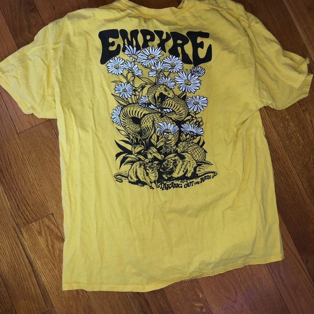 Short sleeve long baggy t-shirt Empyre snake design bought from Zummies